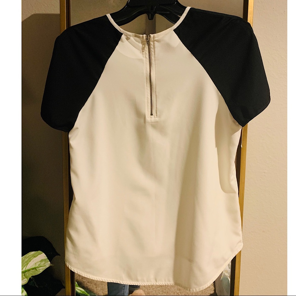 ** SOLD** Banana Republic- Women Top/Blouse